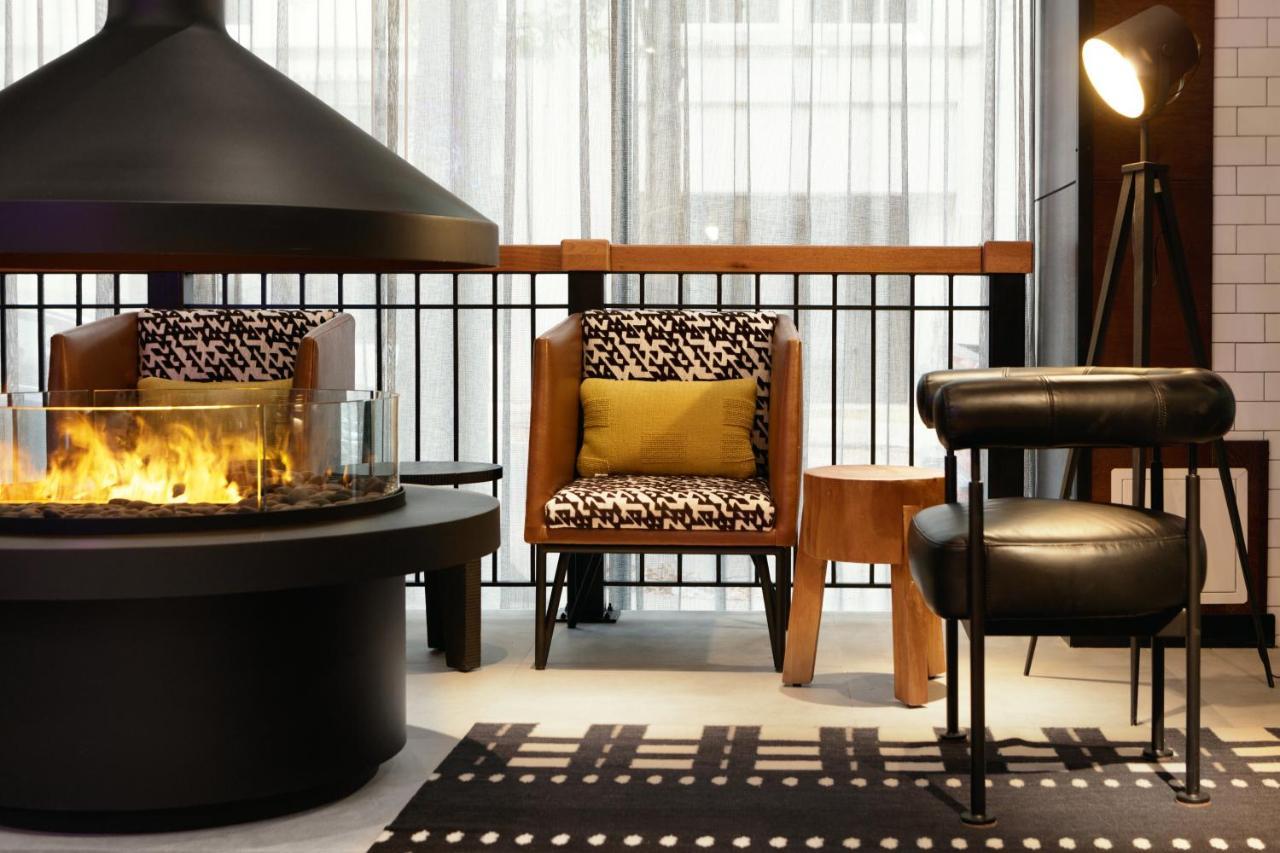 فندق Moxy Richmond Downtown المظهر الخارجي الصورة