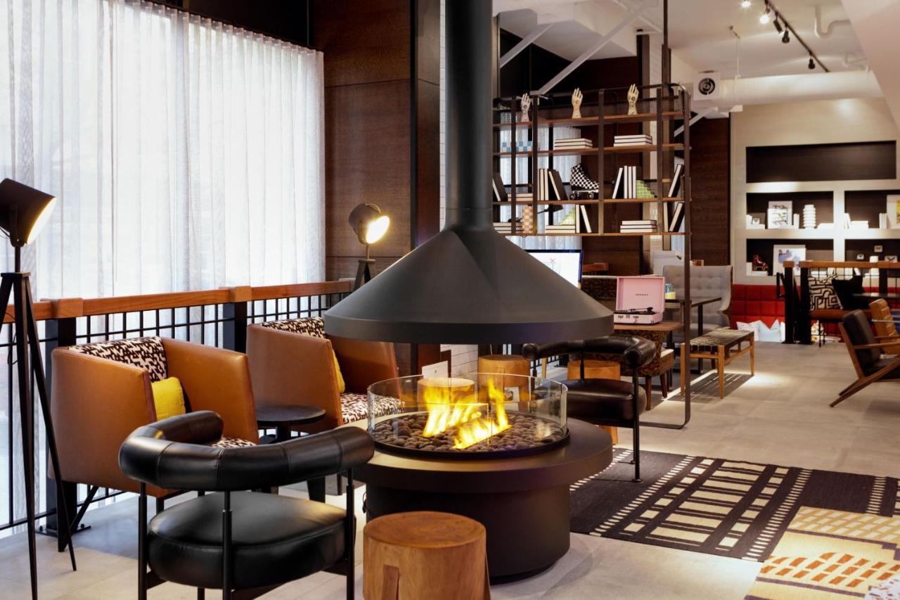 فندق Moxy Richmond Downtown المظهر الخارجي الصورة